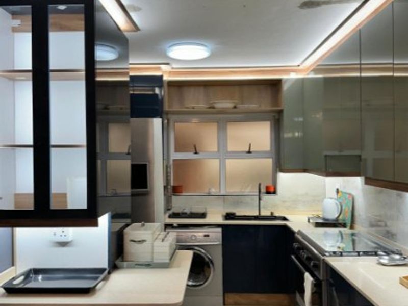 Prime Gateway Mall Location – Stylish 2-Bedroom Apartment - Photo 2