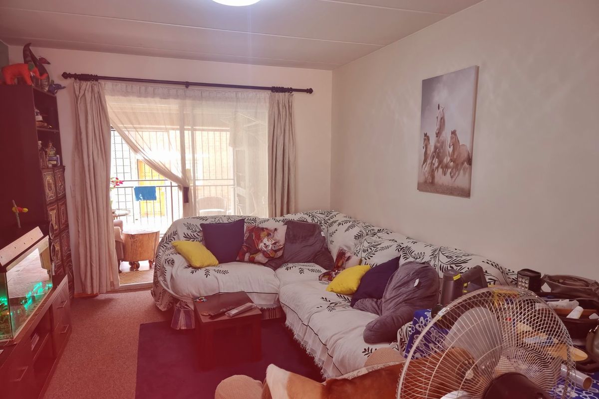 3 Bedroom Ground Floor unit - Photo 5