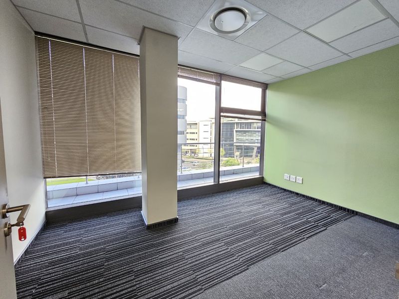 !!PERSONALISED RENTAL PACKAGES AT BYLS BRIDGE OFFICE PARK - SPEAK TO YOUR DEDICATED AGENT!! - Photo 7