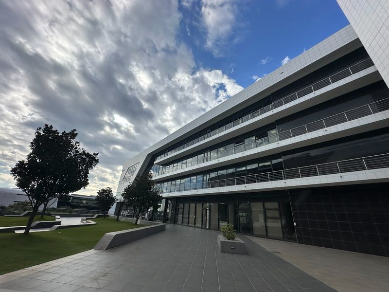 !!PERSONALISED RENTAL PACKAGES AT BYLS BRIDGE OFFICE PARK - SPEAK TO YOUR DEDICATED AGENT!! - Photo 3