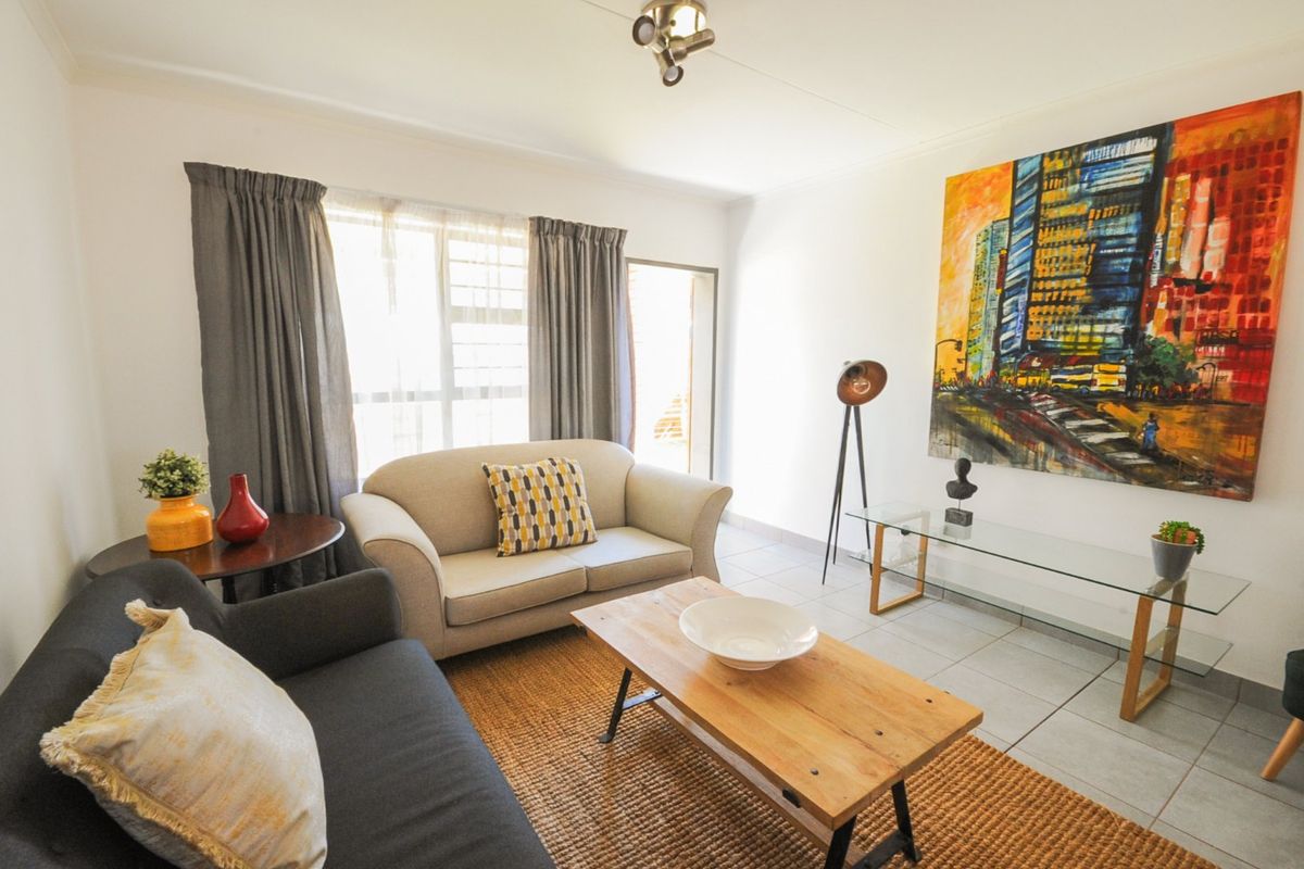 2 Bedroom 2 Bathroom apartment to rent at Olive Wood Village North, Kempton Park. - Photo 3