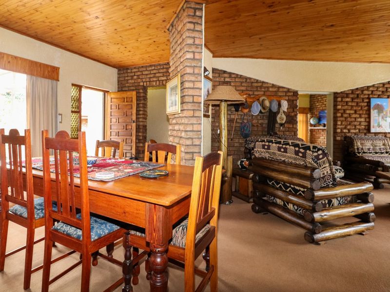 Spacious Home with Unique Layout & Solar Backup - Photo 6