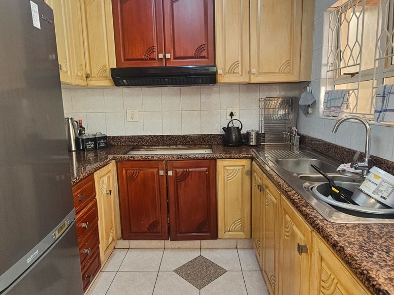 Ground Floor Maisonette | Clare Estate - Photo 9