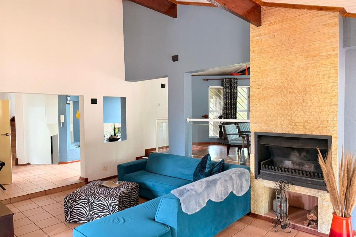 Spacious 3 Bedroom Family Home With large Pet friendly Garden - Photo 4