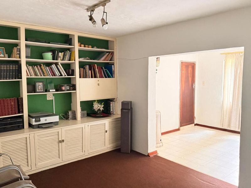 Spacious 3 Bedroom Family Home With large Pet friendly Garden - Photo 9