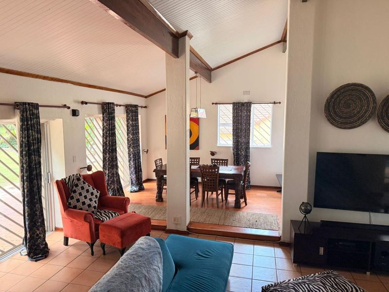 Spacious 3 Bedroom Family Home With large Pet friendly Garden - Photo 6