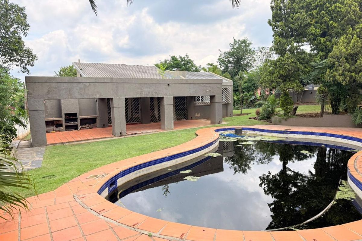 Spacious 3 Bedroom Family Home With large Pet friendly Garden - Photo 2