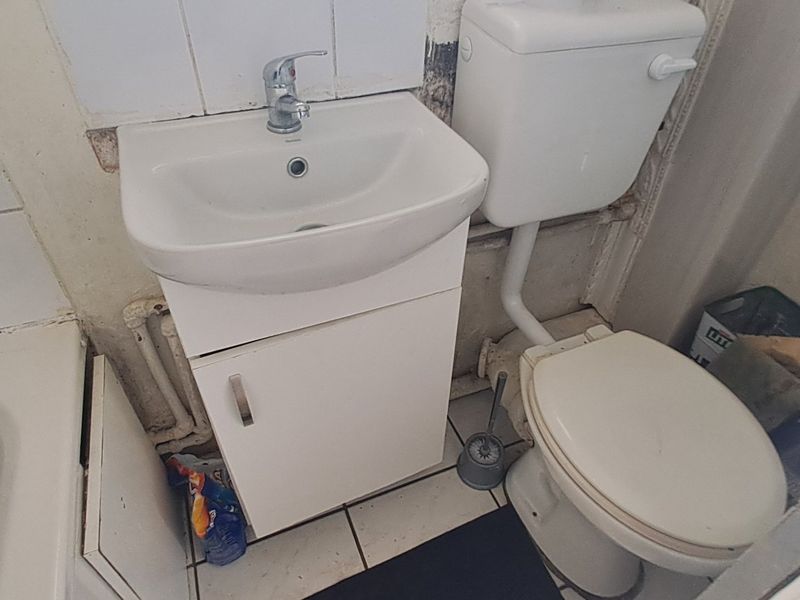 Cozy two bed flat in Buffalo Flats, Egoli - Photo 10