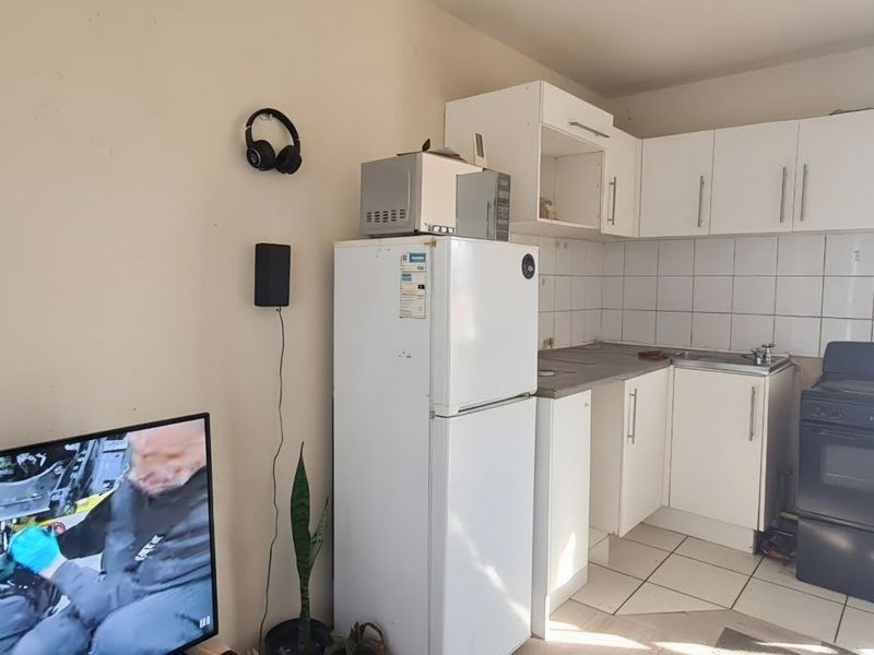 Cozy two bed flat in Buffalo Flats, Egoli - Photo 8