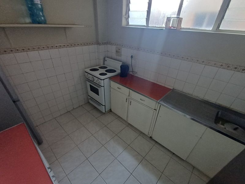 2 Bedroom Flat for sale in Klerksdorp CBD - Photo 7