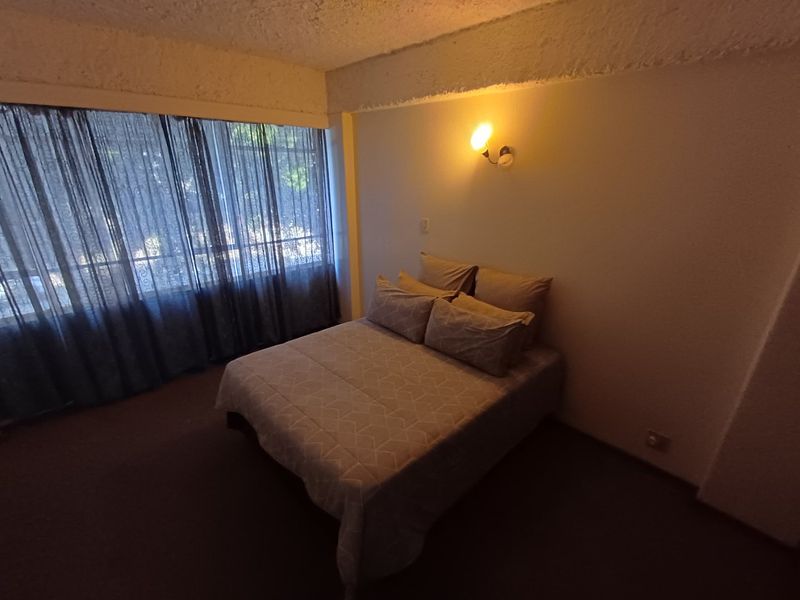 2 Bedroom Flat for sale in Klerksdorp CBD - Photo 5