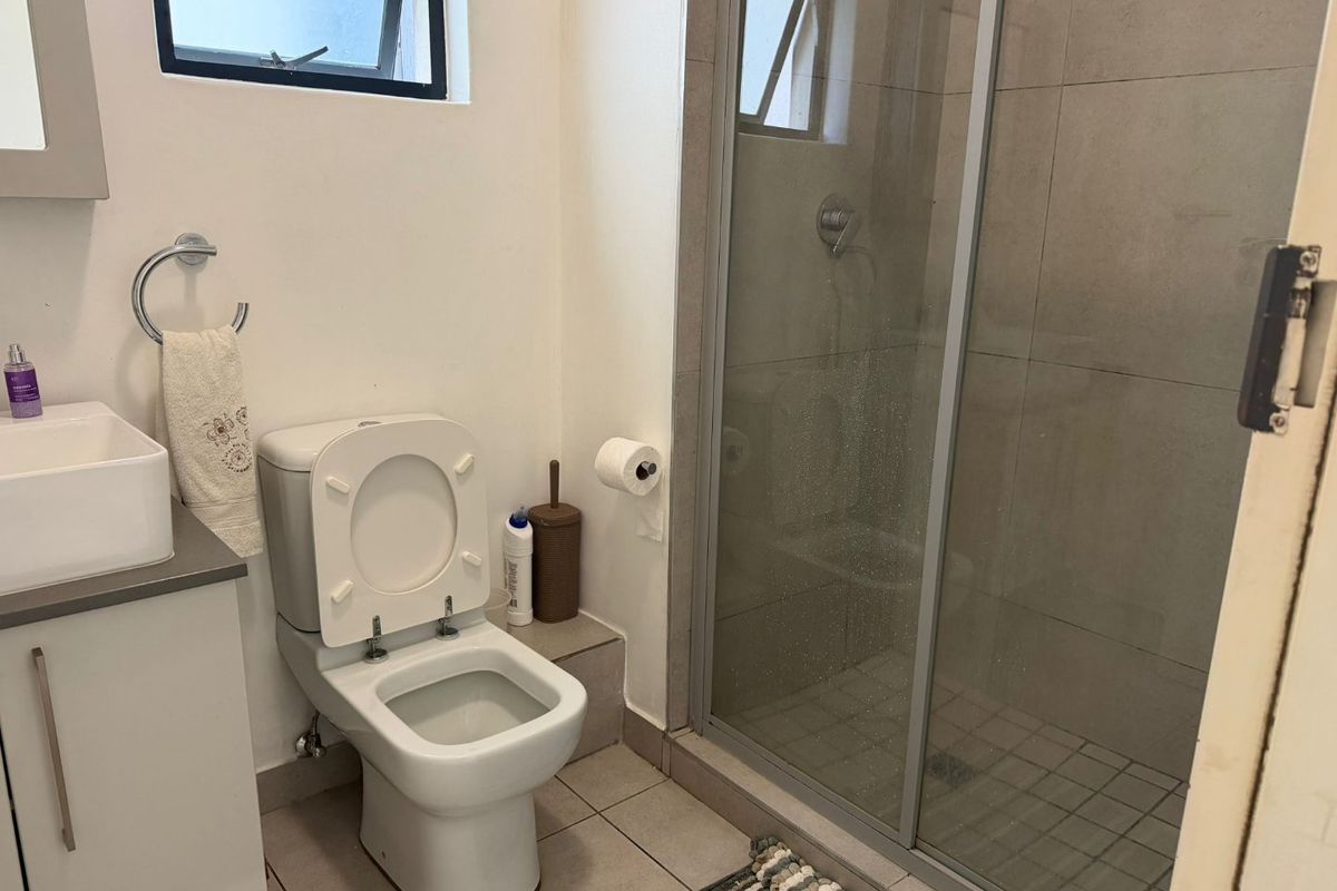 2 Bed Apartment in Halfway Gardens for Rent - Photo 5