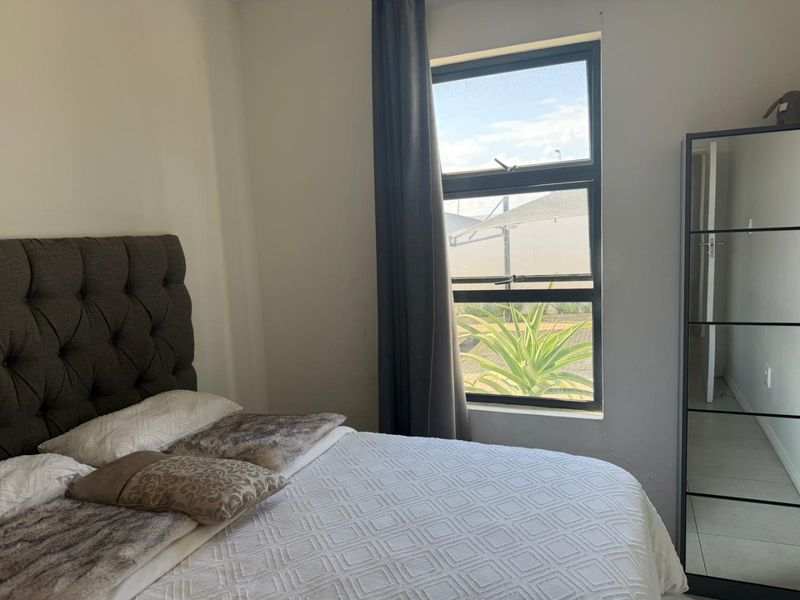 2 Bed Apartment in Halfway Gardens for Rent - Photo 2