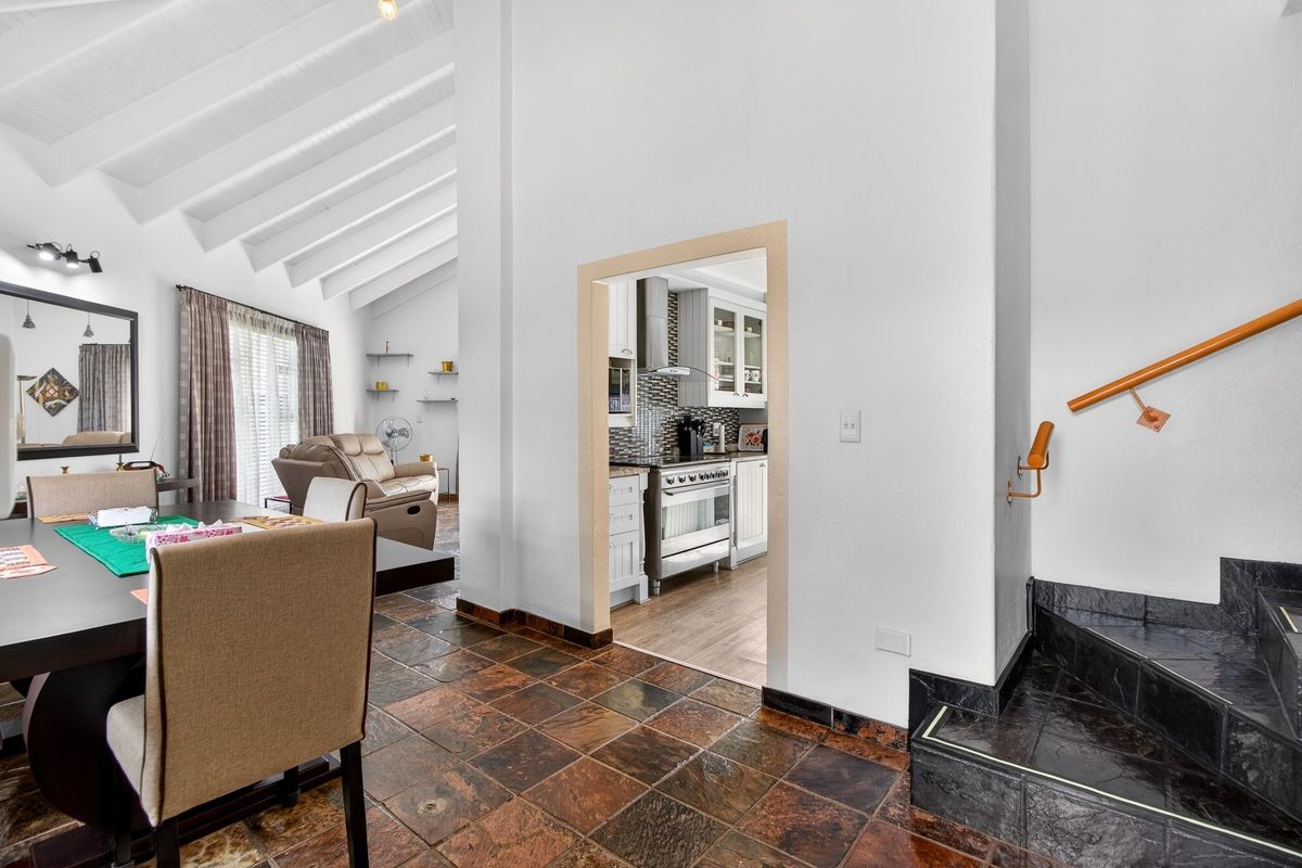 Spacious Multi-Level Townhouse Designed for Living and Entertaining - Photo 3