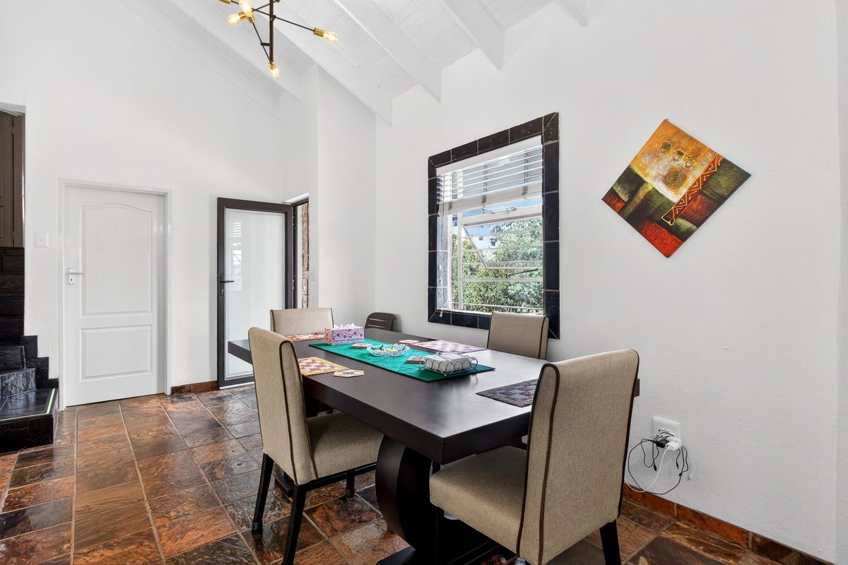 Spacious Multi-Level Townhouse Designed for Living and Entertaining - Photo 4