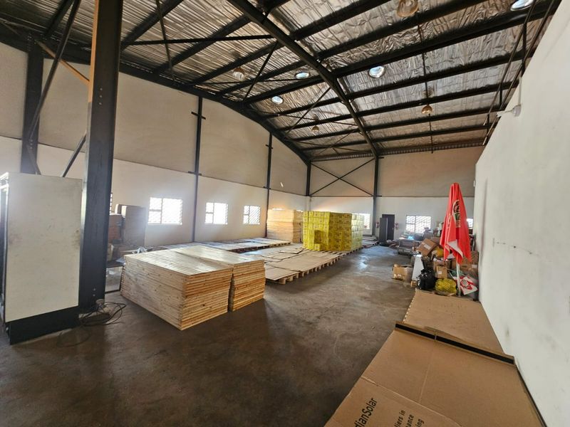 A Lovely Warehouse for sale in Sunderland Ridge  - Photo 6