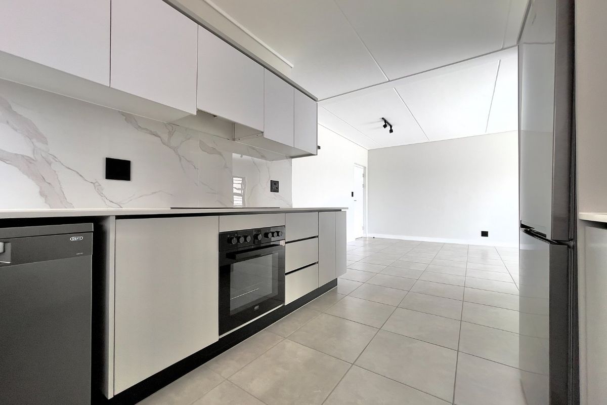 3 Bed 2 Bath Ground Floor For Rent - Photo 4