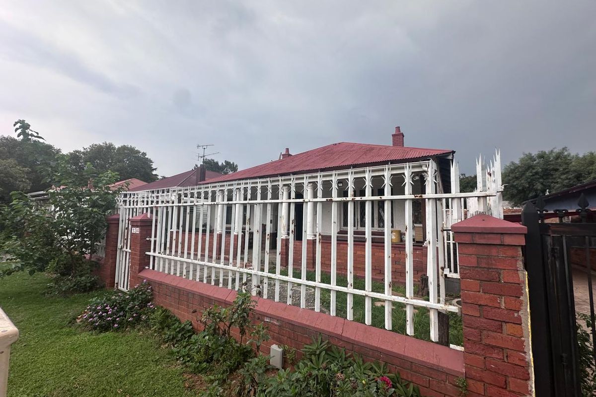 3 Bedroom House - Photo 4