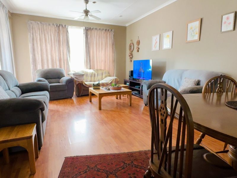 Rare find Three bedroom simplex townhouse in Three Rivers Proper - Photo 8