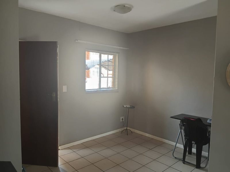 Two bedroom apartment - Photo 5