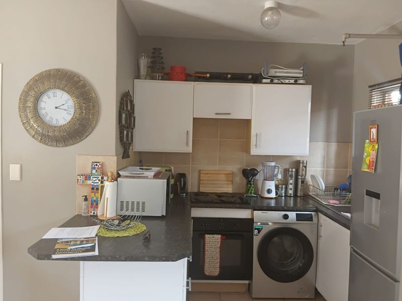 Two bedroom apartment - Photo 2