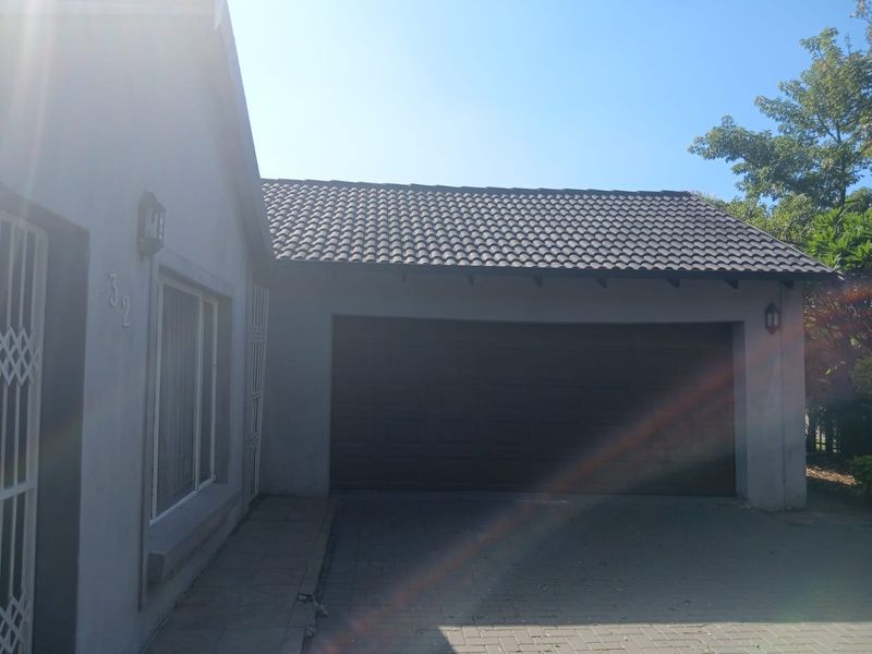 Stand Alone House - Photo 1