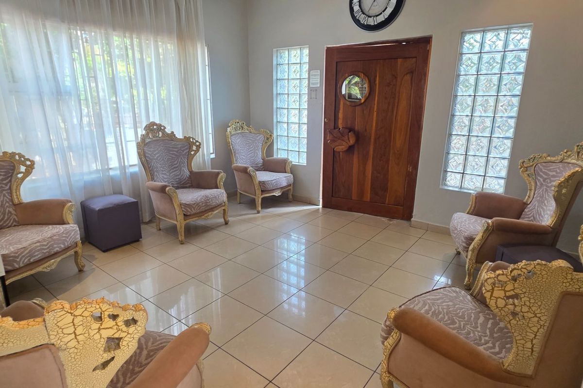 SPACIOUS FAMILY HOME IN ERASMIA  - Photo 5