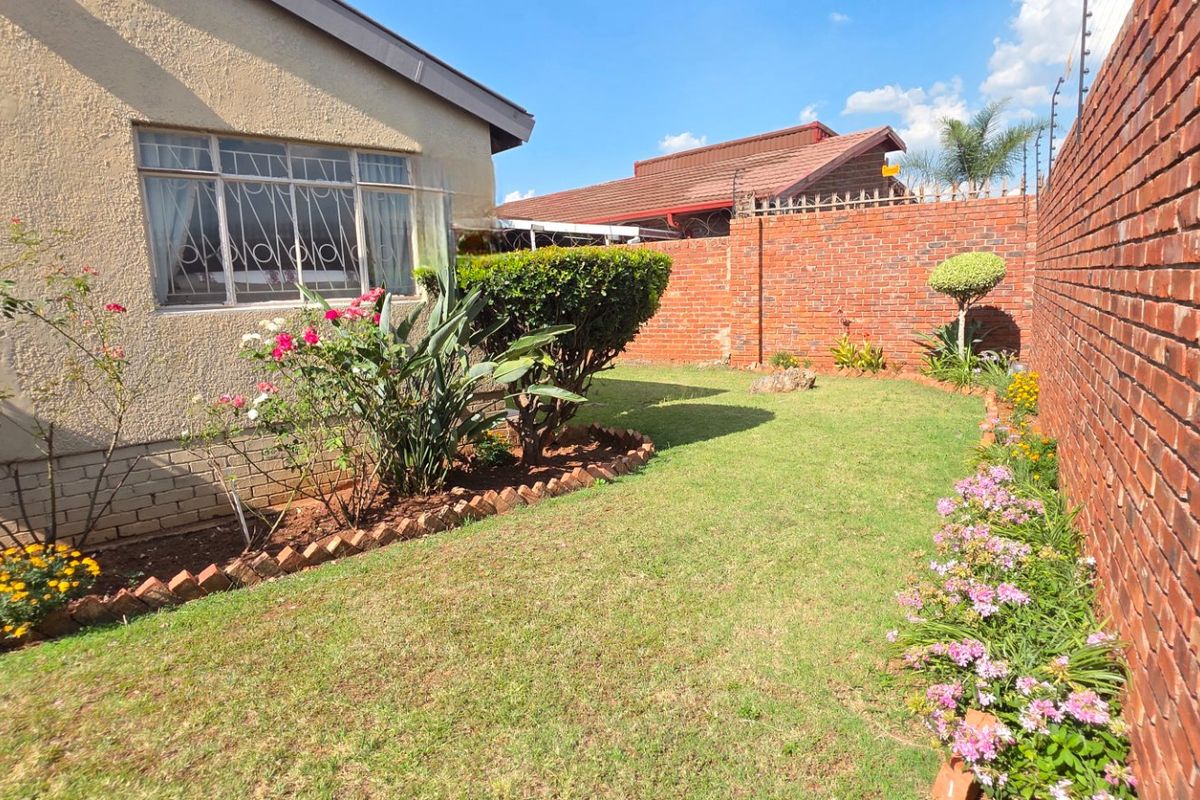 FIRST -TIME OFFERING IN LAUDIUM - Photo 5