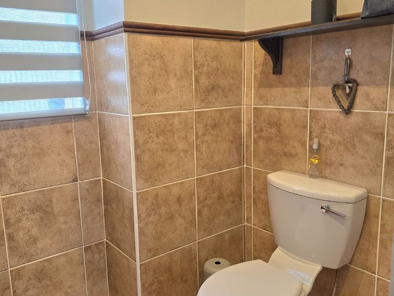 LOCATION...LOCATION... - Photo 7