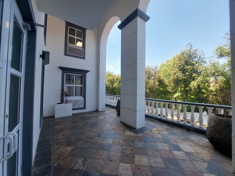 Prime Ground Floor Office To Let in Bryanston - Photo 7