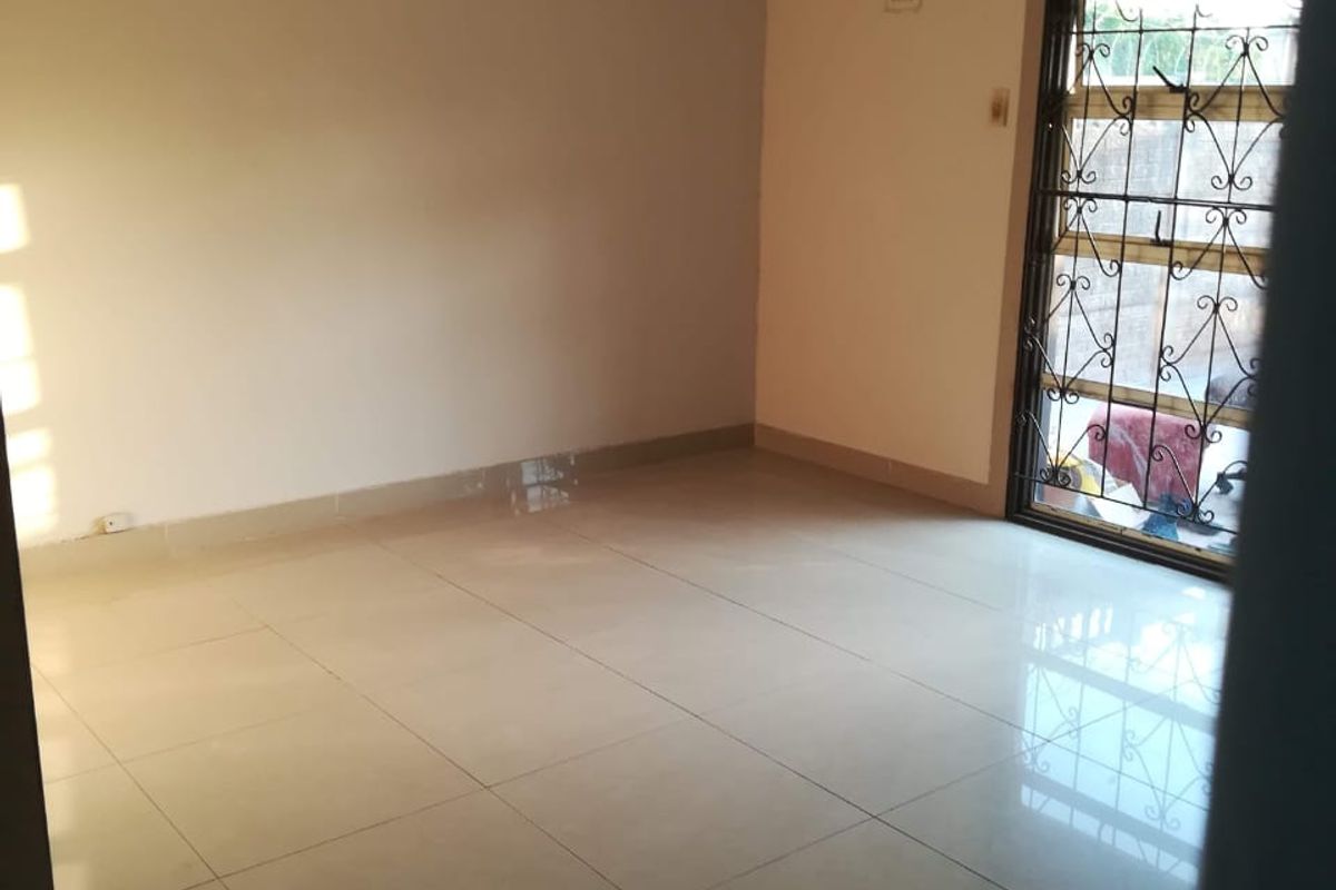 Charming Lenham Home with Pets Welcome - Photo 3