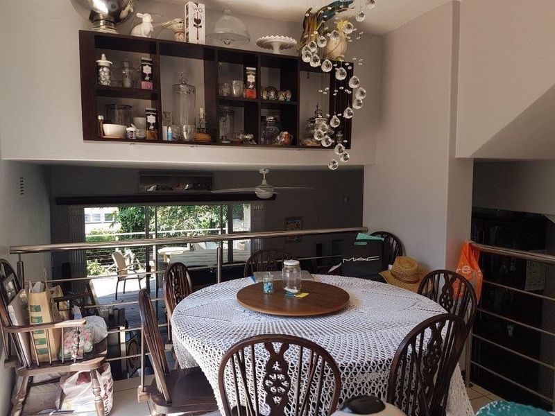 3 Storey Home Within A  Complex - Close To The Beach And Umhlanga Village - Photo 8