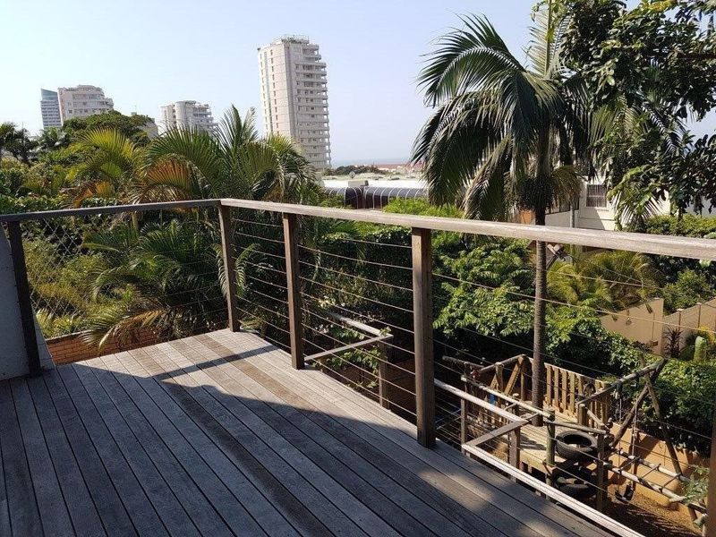 3 Storey Home Within A  Complex - Close To The Beach And Umhlanga Village - Photo 2