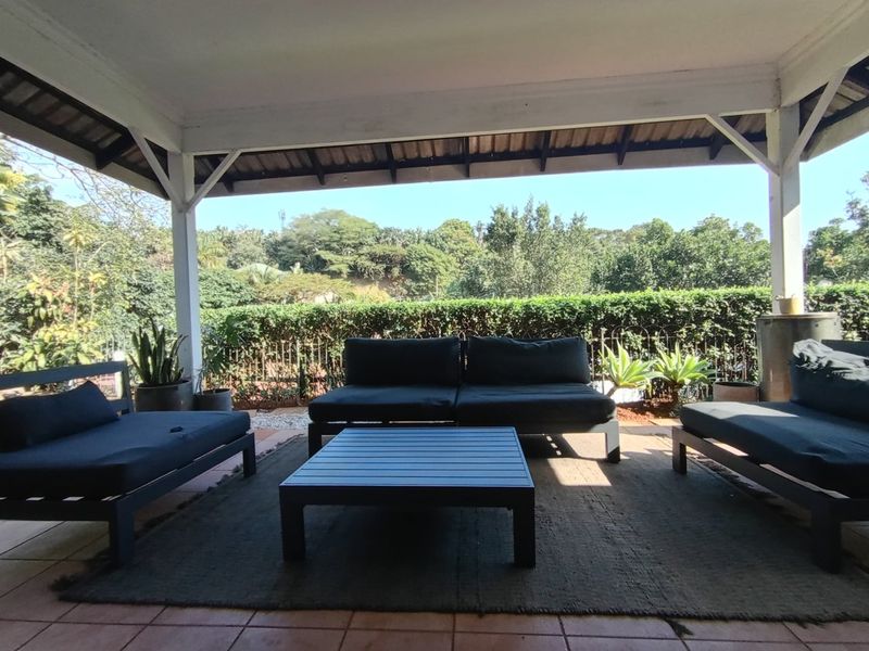 Mount Edgecombe Estate Two - delightful 3 bedroom simplex  in this sought after lifestyle and security estate - Photo 2