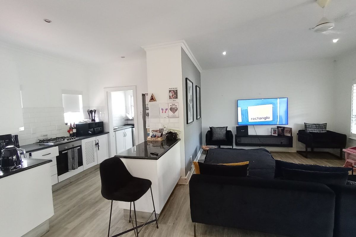 Mount Edgecombe Estate Two - delightful 3 bedroom simplex  in this sought after lifestyle and security estate - Photo 5