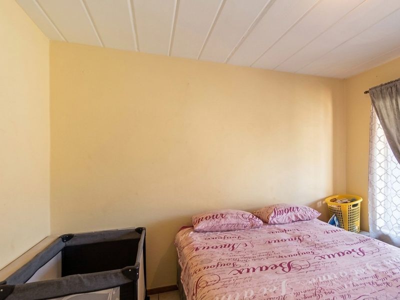 CHARMING  2 BEDROOM GROUND FLOOR UNIT T FOR SALE IN FERNDALE - Photo 8