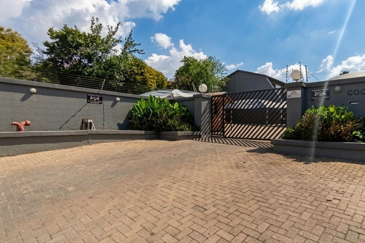 CHARMING  2 BEDROOM GROUND FLOOR UNIT T FOR SALE IN FERNDALE - Photo 2