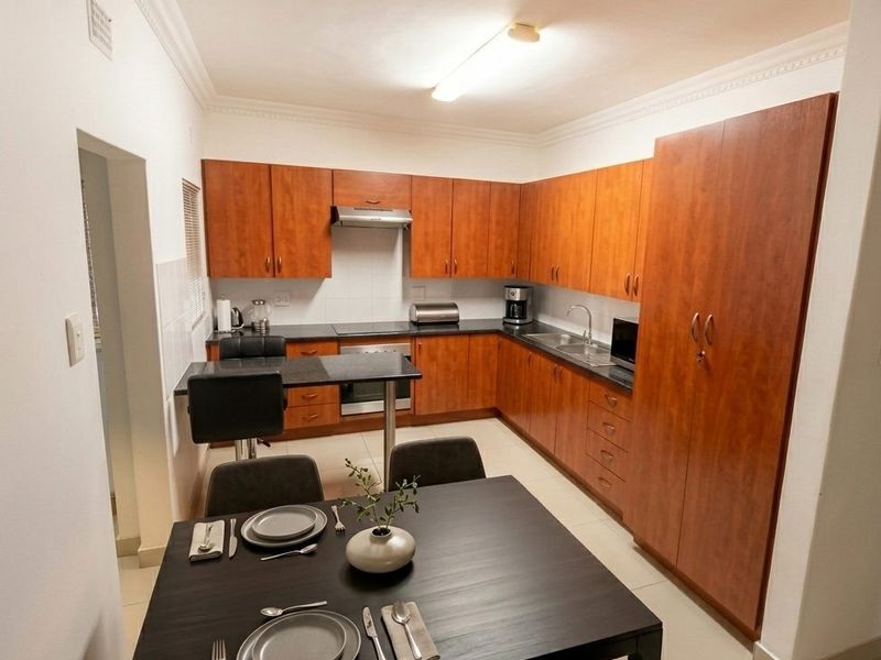 TOWNHOUSE FOR SALE - Photo 2