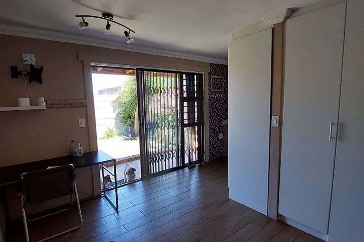 FURNISHED AND SPACIOUS BACHELOR PAD IN HIGHBURY WATER AND ELECTRICTY INCLUDED (WATTSAPP CONTACT REQUESTS ONLY) - Photo 2