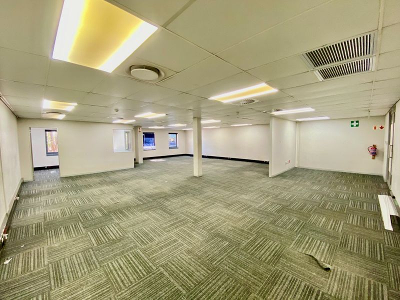 Prime Office Space To Let In Menlyn - Photo 8