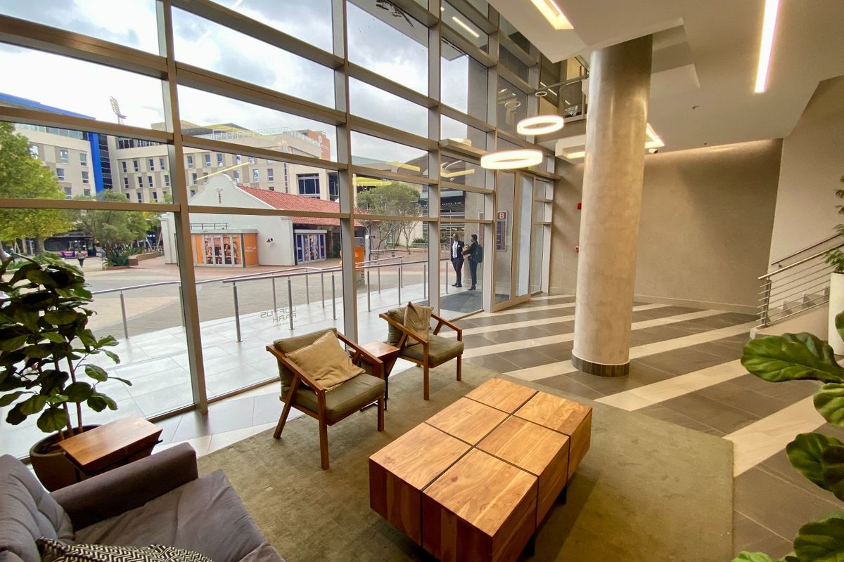 P-Grade Office Available In Arcadia - Photo 4