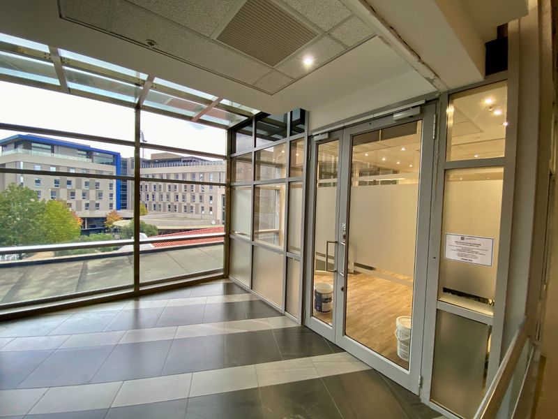 P-Grade Office Available In Arcadia - Photo 6