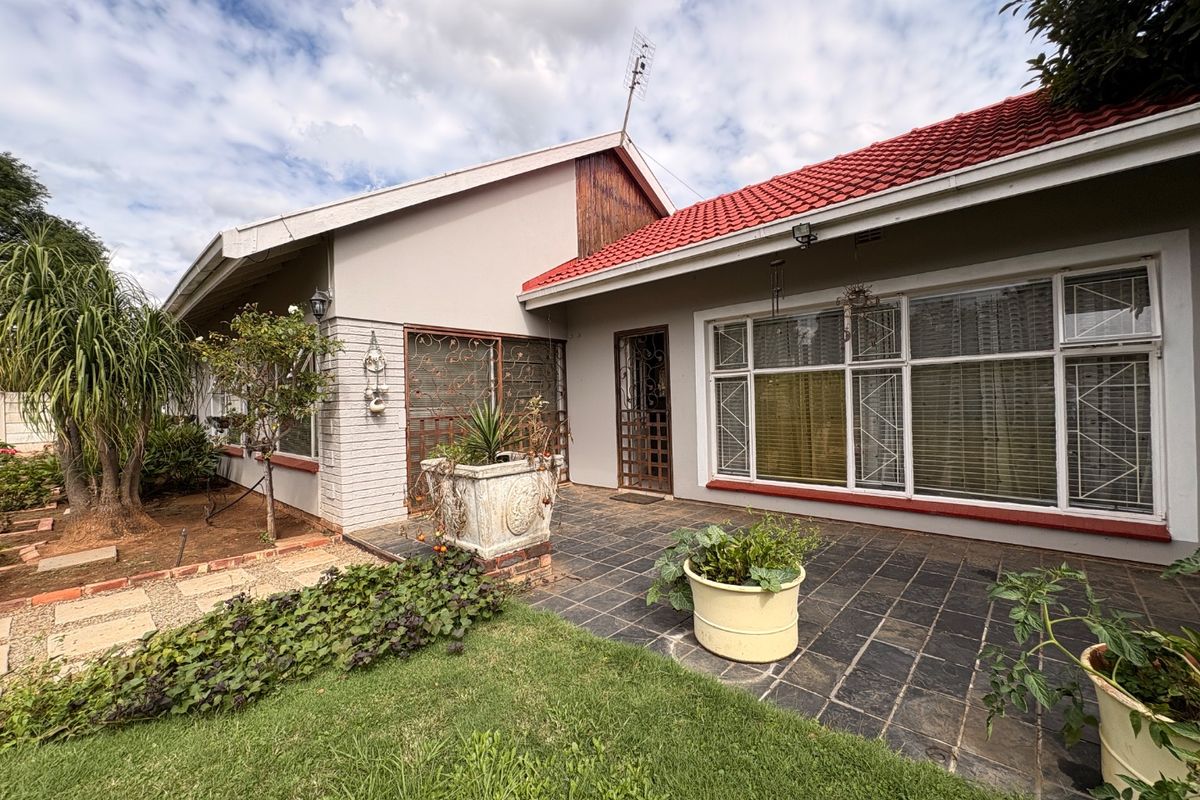 Charming Family Home in the Heart of Flimieda – Move-In Ready! - Photo 2