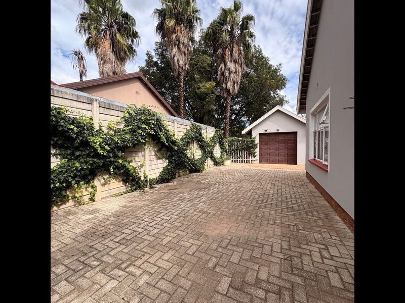 Charming Family Home in the Heart of Flimieda – Move-In Ready! - Photo 6