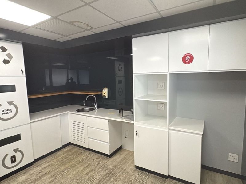 Prime Office Space available - Photo 9