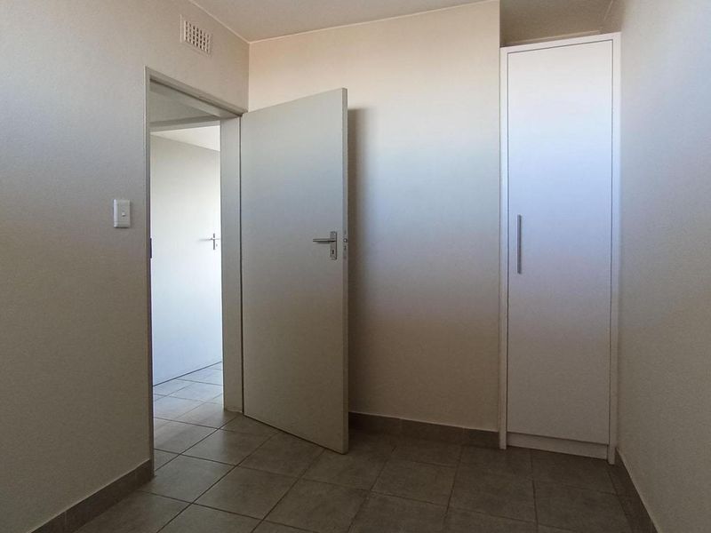 A lovely 2 Bedroom Apartment for sale in Lotus Gardens  - Photo 8