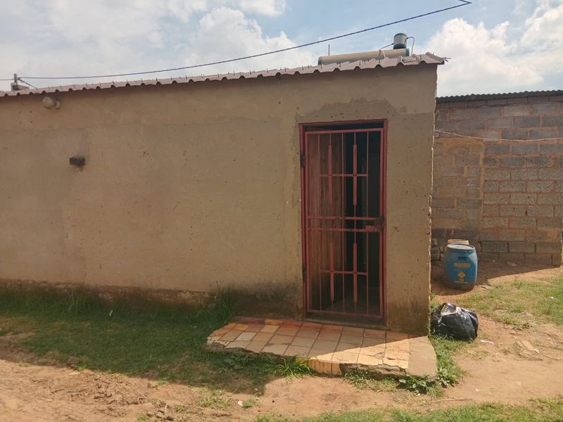 RDP HOUSE FOR SALE - Photo 10