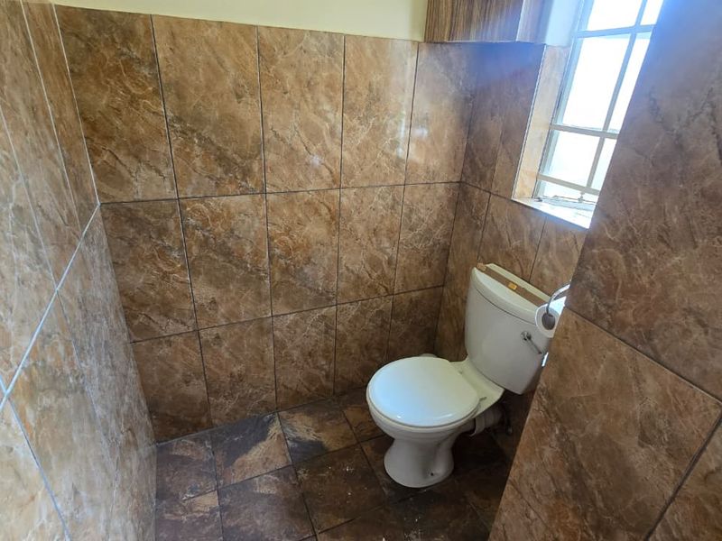 NEWLY RENOVATED AND FRESHLY PAINTED - Photo 6