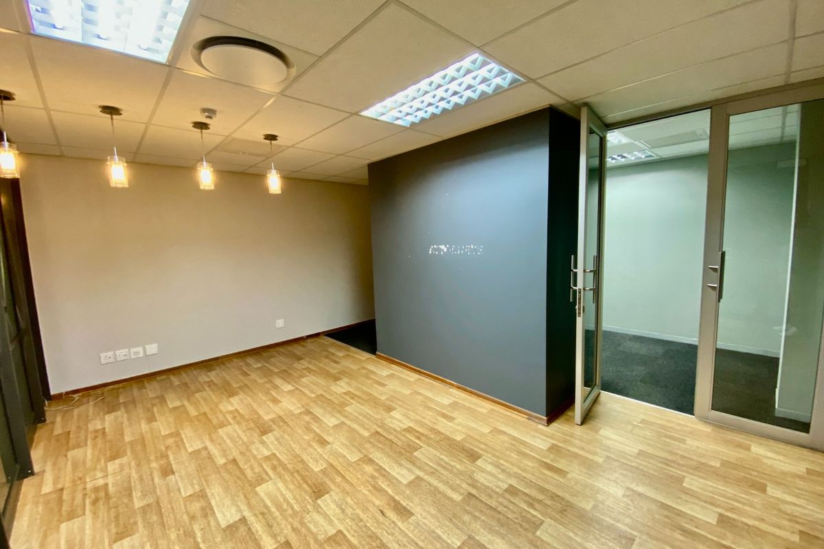 Premium Office Space Avaliable In Irene - Photo 5