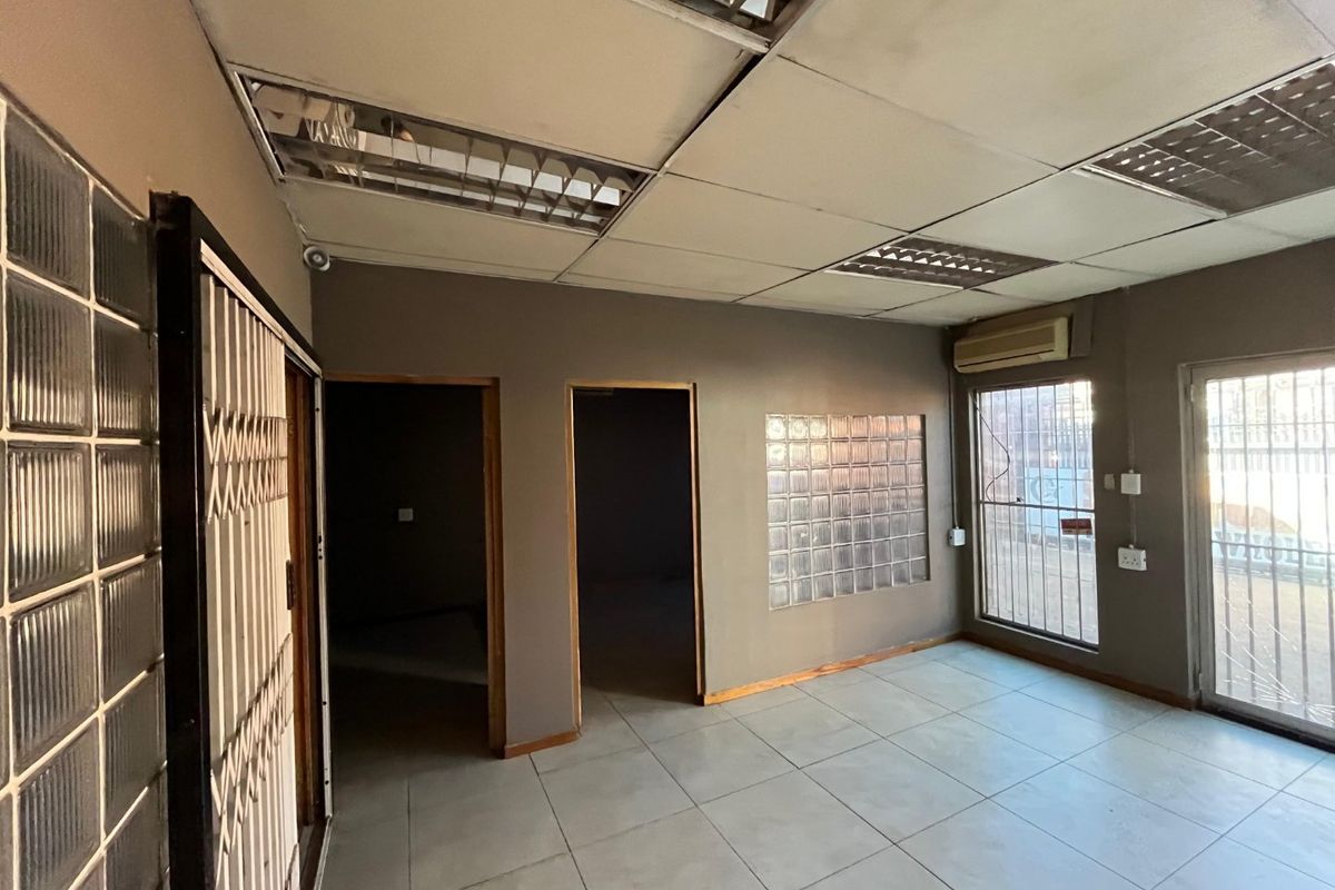 Warehouse For Sale on Soutter Street - Photo 3